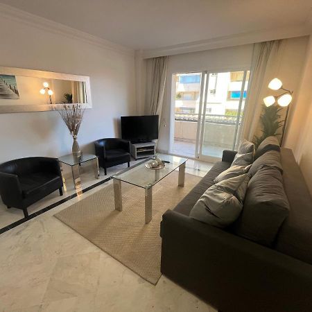 Heart Of Puerto Banus Newly Renavated Free Parking , Wifi ,Pool,Gym,Padel Court Lejlighed Marbella Eksteriør billede